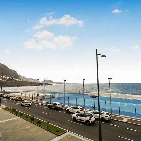 Oceanline Modernity Apartment